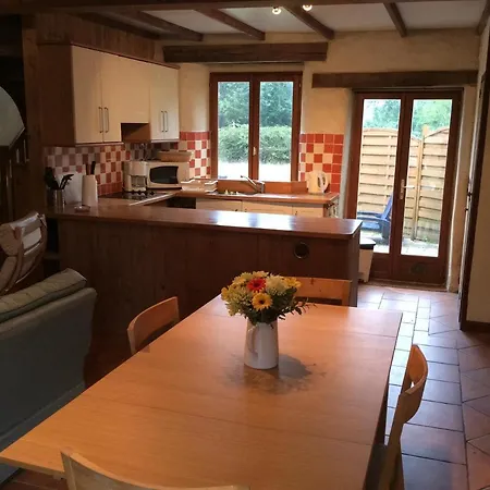 Clara, Clement & Nelle - Character Vakantiehuis Jugon-les-Lacs