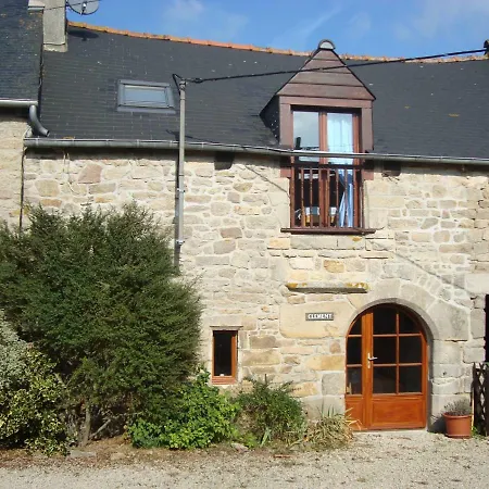 Clara, Clement & Nelle - Character Vakantiehuis Jugon-les-Lacs